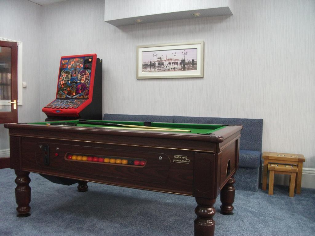 Sherwood 3*